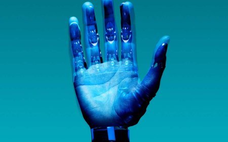 Is Technology Making Us Dumber? The Smarts and Downsides