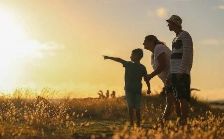 Using Tech to Foster Critical Thinking in Social Studies