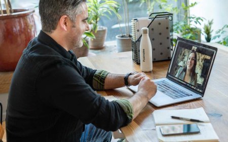 What's the Top Reason Today's Companies Use Communication Tech?