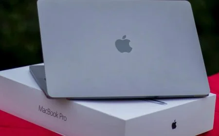 How to Scroll on MacBook Pro: 4 Trackpad Techniques