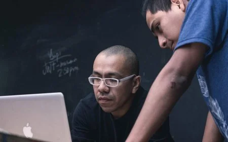 How to Save a Picture on Macbook: Easy Ways to Download and Store Images