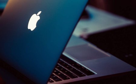 How to Scroll Down on Macbook Pro: Effortless Navigation Tips