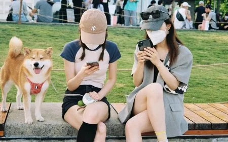 How is Technology Ruining the World? Impact Unveiled!