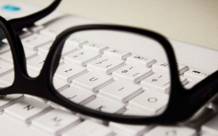 What Are Computer Glasses: Benefits, Usage & Comparison
