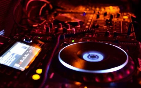 What is Music Technology? Ultimate Guide