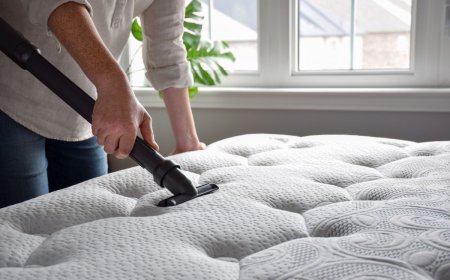 How to Clean a Mattress Without Vacuum: Easy Tips!