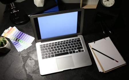 How to Fix Black Spot on Laptop Screen: Troubleshooting & Repair