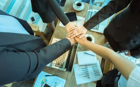 Which Technology Brings Trust & Transparency: Blockchain