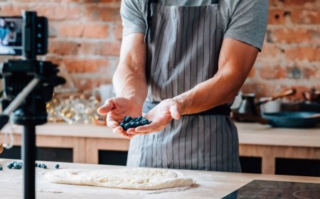 How Social Media Influences Information Technology: Pros and Cons