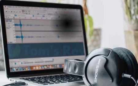 Black Marks on Laptop Screen: Spotting & Solving