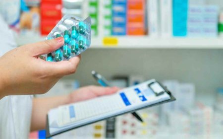 Hospital Pharmacy Tech Job Description: Roles & Duties