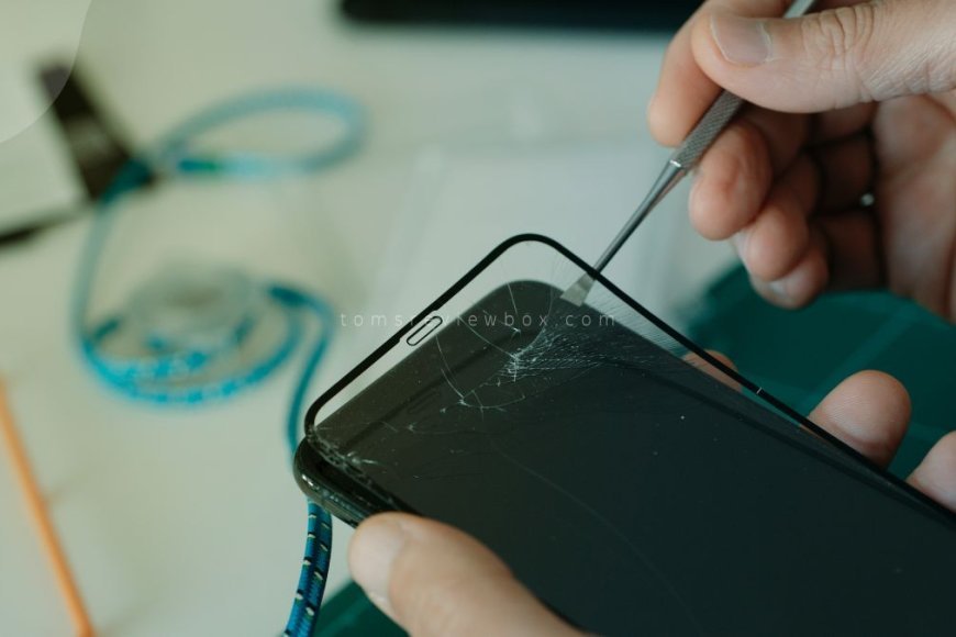 how-to-remove-glass-screen-protector-from-iphone-quick-guide-tom-s