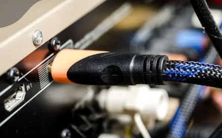 How to Connect Acer Laptop to TV with HDMI Cable or Wirelessly