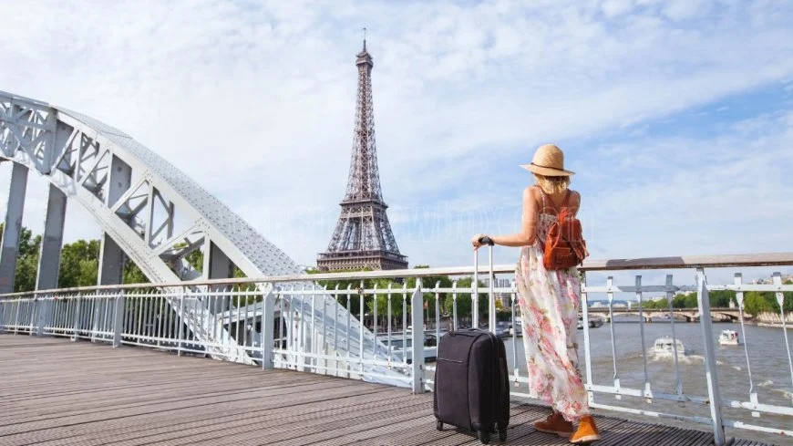 What Is the Best Time to Travel to Paris? Essential Tips!