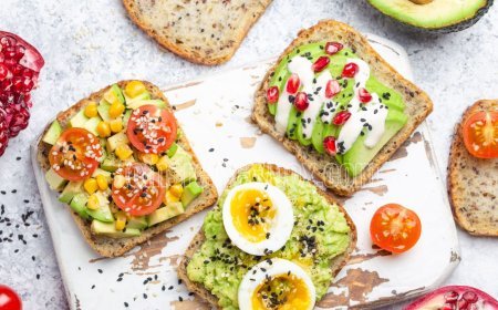 10 Creative Avocado Breakfast Ideas (Plus Health Benefits & Tips)