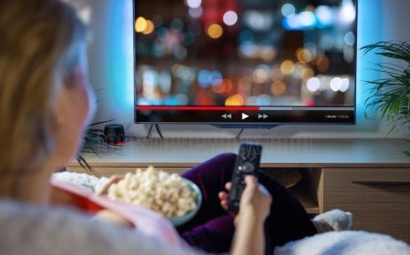 Younger (TV Series 2015–2021) - Main Cast & Characters