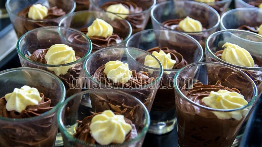 Decadent Avocado Chocolate Mousse {Rich + Creamy + Vegan}